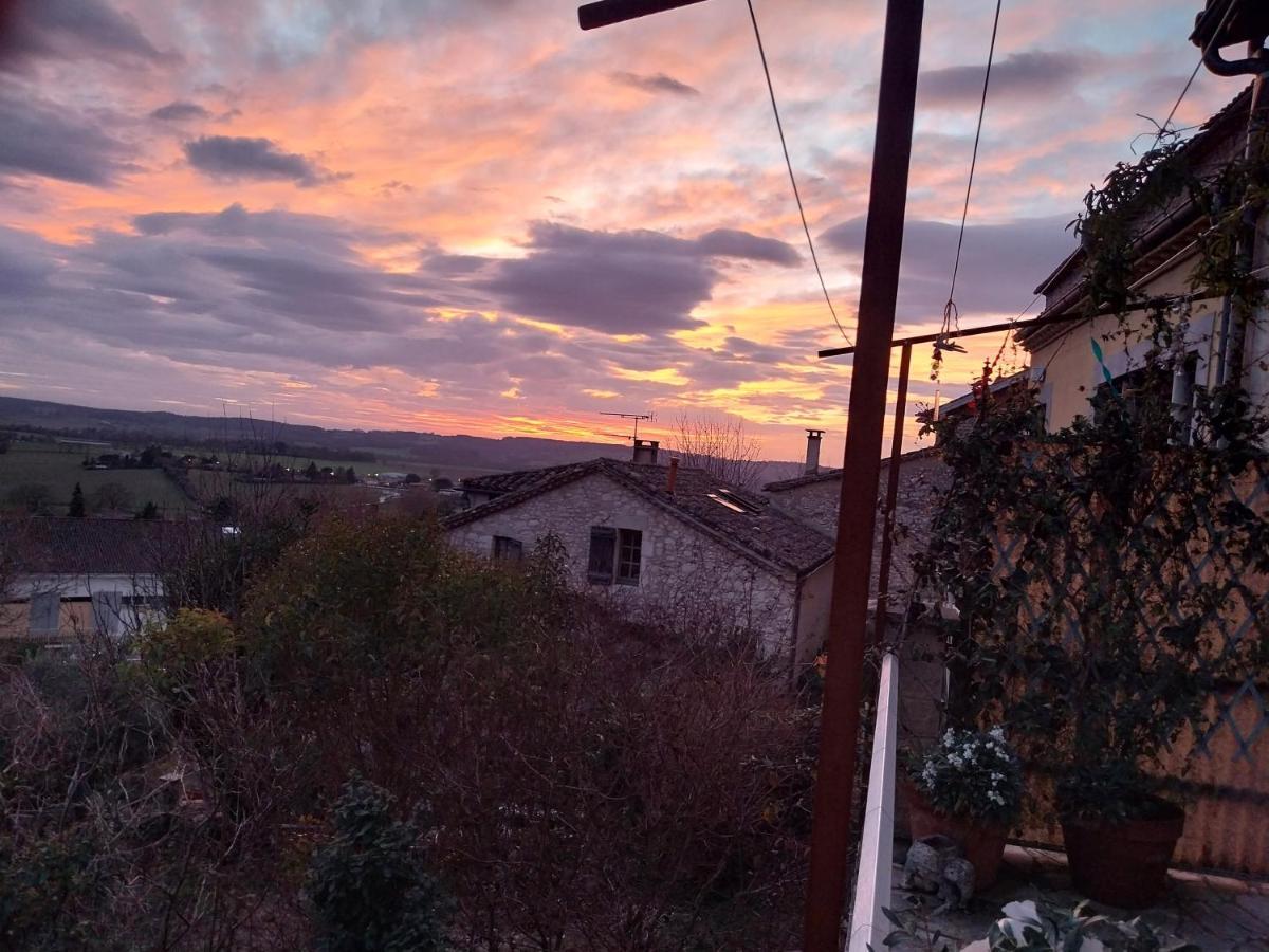 39 Tour De Ville Monflanquin Dış mekan fotoğraf
